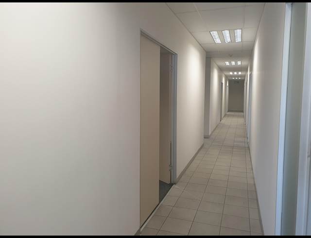 3,006M² WAREHOUSE TO LET IN SUNNYROCK
