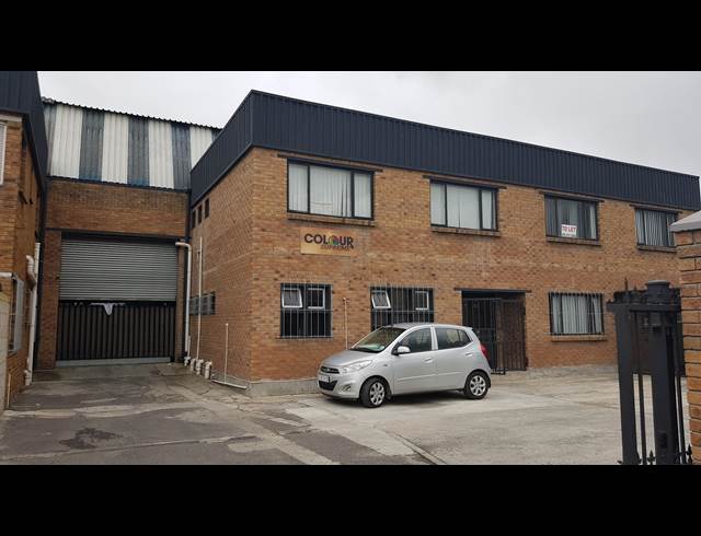 1,300M² FACTORY TO LET IN BLACKHEATH INDUSTRIAL