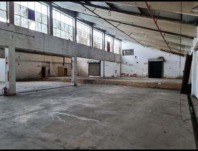 3,600M² WAREHOUSE TO LET IN WADEVILLE