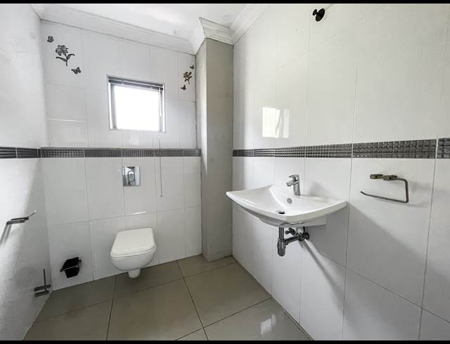 2 BEDROOM PROPERTY TO RENT IN MORNINGSIDE