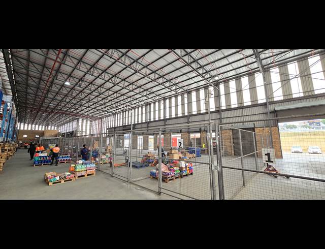 7,649M² WAREHOUSE TO LET IN NORTH RIDING
