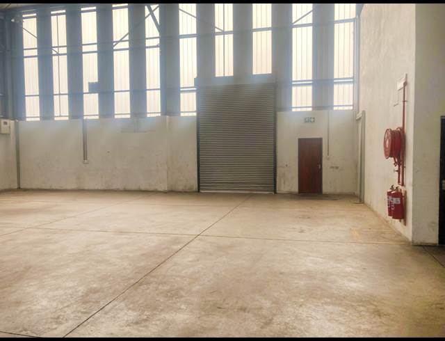 424M² WAREHOUSE TO LET IN KYA SANDS