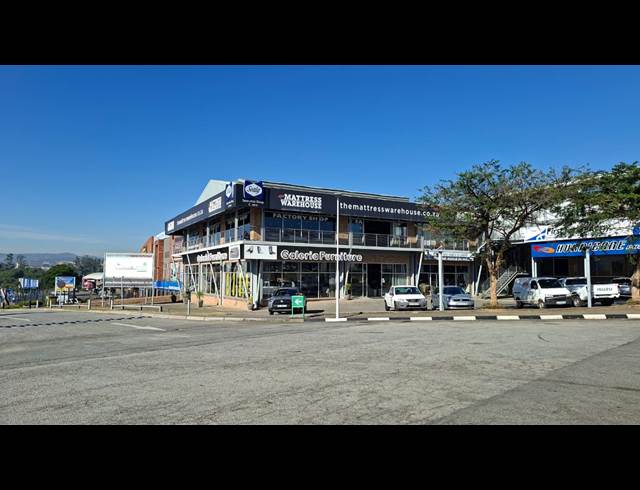 340M² RETAIL TO LET IN RIVERSIDE PARK