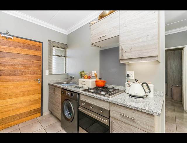 2 BEDROOM APARTMENT RENTED IN NOORDWYK