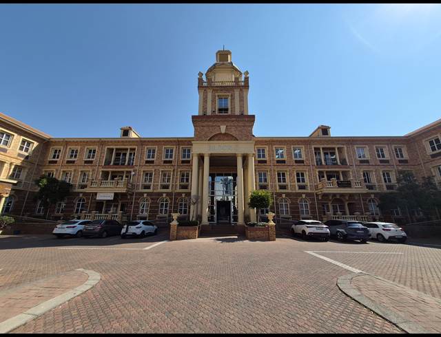 911M² OFFICE TO LET IN SANDTON CENTRAL