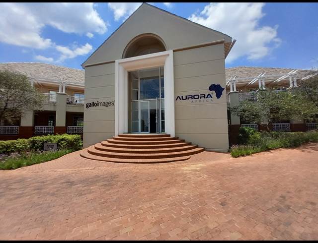 425M² OFFICE TO LET IN BRYANSTON