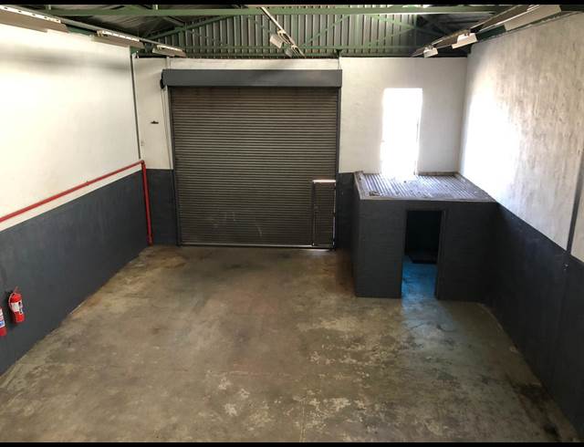 202M² WAREHOUSE TO LET IN ROBERTVILLE