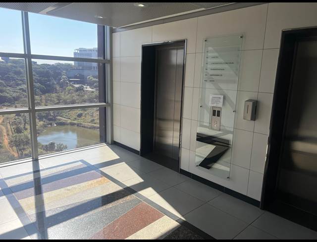 175M² OFFICE TO LET IN UMHLANGA RIDGESIDE
