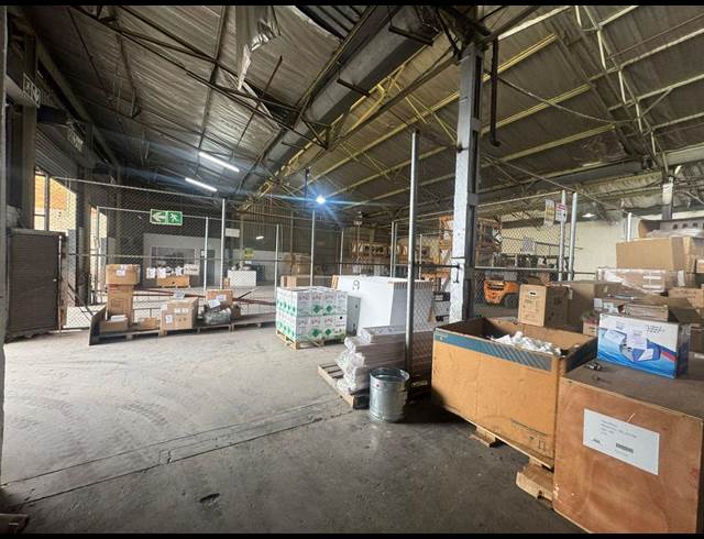 6,000M² WAREHOUSE TO LET IN TULISA PARK