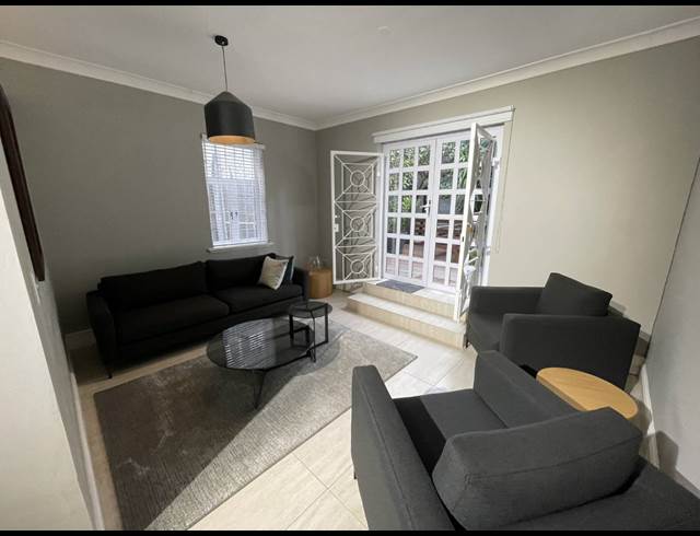73M² OFFICE TO LET IN GARDENS