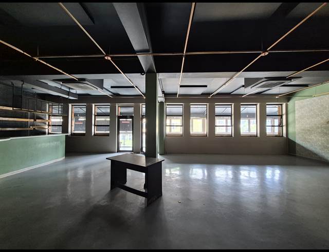 292M² OFFICE TO LET IN ILLOVO