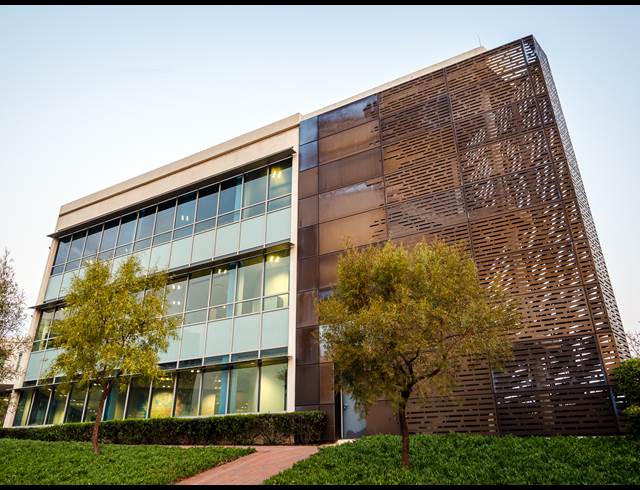 2,000M² OFFICE TO LET IN WATERFALL