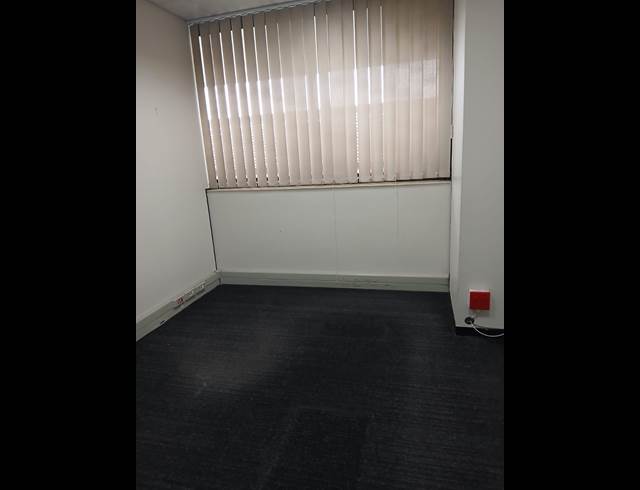 200M² OFFICE TO LET IN WESTVILLE