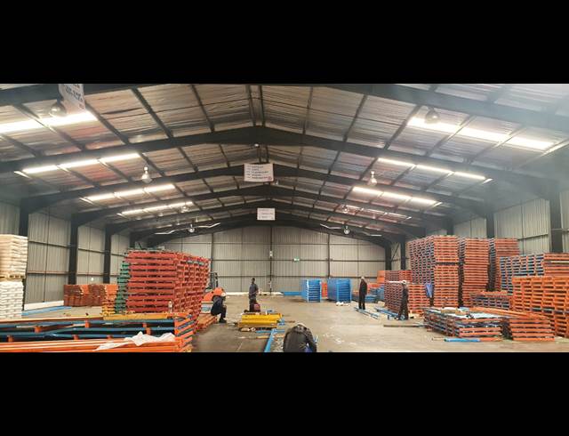 1,350M² WAREHOUSE TO LET IN WOODBROOK