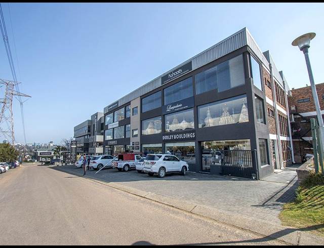400M² SHOWROOM TO LET IN KRAMERVILLE