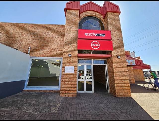472M² RETAIL TO LET IN ROSSLYN