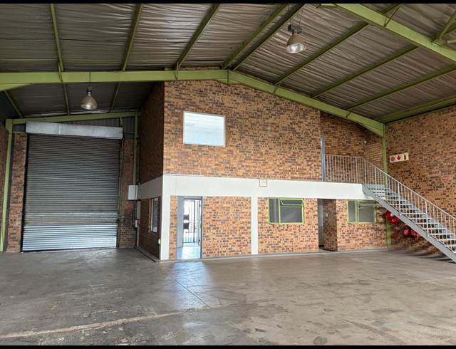 488M² WAREHOUSE TO LET IN PROLECON