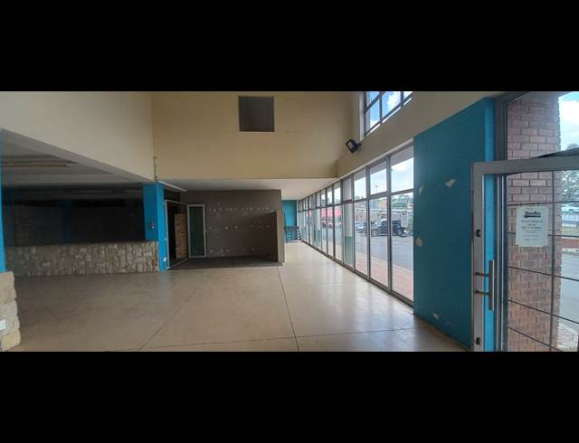 478M² RETAIL TO LET IN LASER PARK