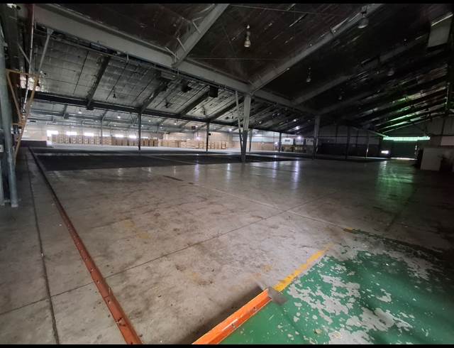 5,000M² WAREHOUSE TO LET IN WOODBROOK