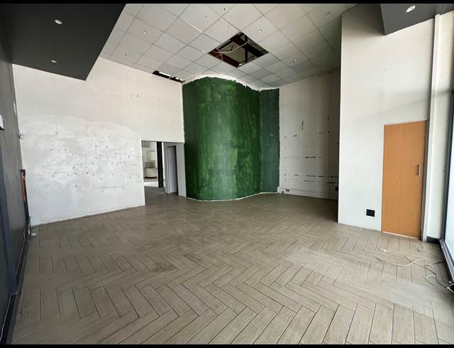 131M² OFFICE TO LET IN HIGHVELD
