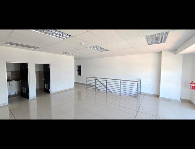 453M² WAREHOUSE TO LET IN KYA SANDS