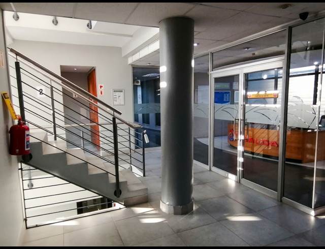 1,067M² OFFICE TO LET IN TYGER VALLEY