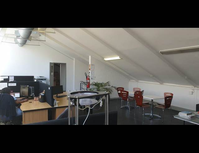 427M² WAREHOUSE RENTED IN OBSERVATORY