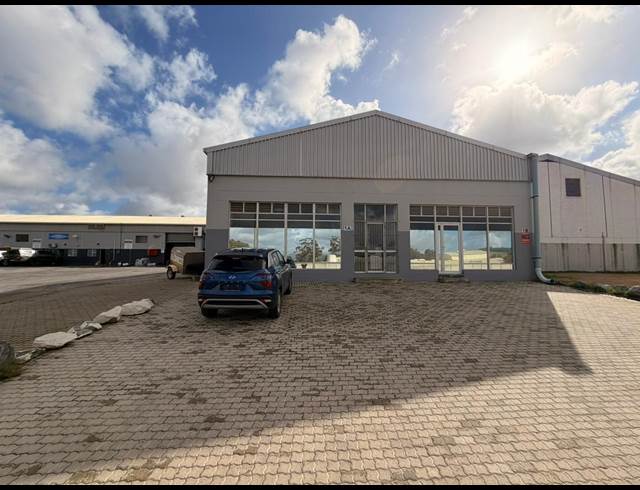 460M² WAREHOUSE TO LET IN MALMESBURY INDUSTRIA