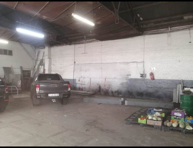 600M² WAREHOUSE TO LET IN JOHANNESBURG CENTRAL