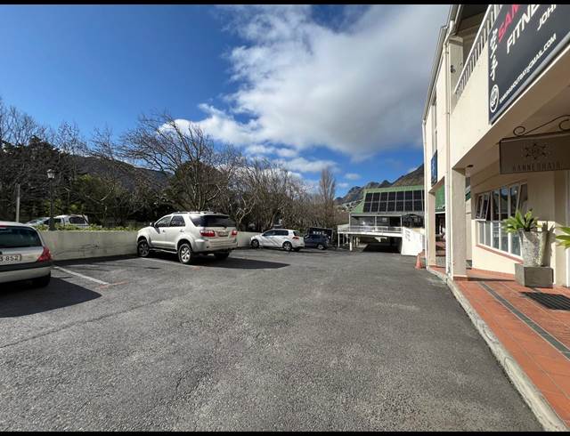72M² RETAIL TO LET IN HOUT BAY CENTRAL