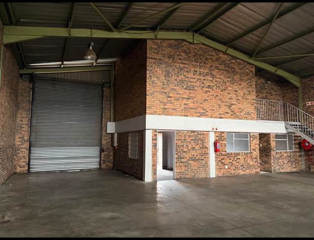 410M² WAREHOUSE TO LET IN PROLECON