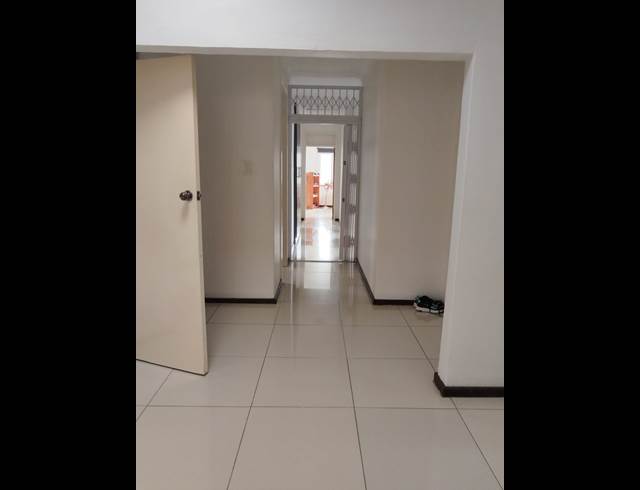 4 BEDROOM FREESTANDING TO LET IN BIRCHLEIGH