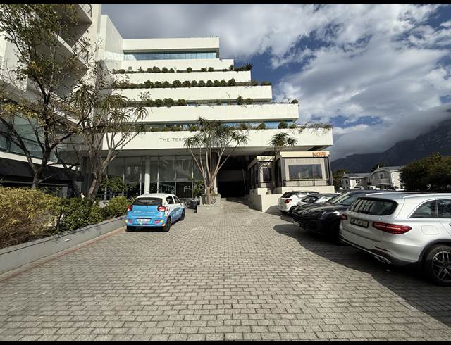 290M² OFFICE TO LET IN CLAREMONT