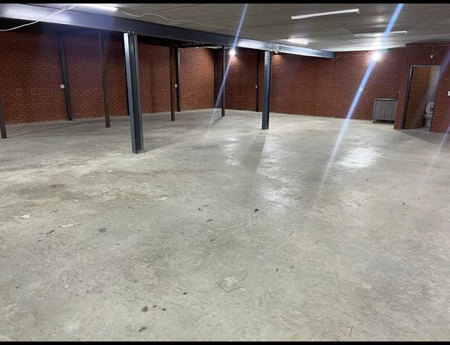 577M² WAREHOUSE TO LET IN ORMONDE