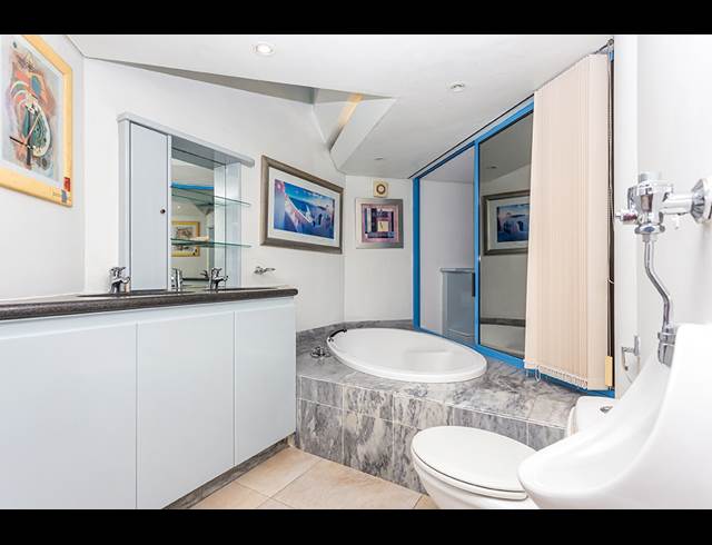 4 BEDROOM HOUSE TO LET IN BLOUBERGSTRAND