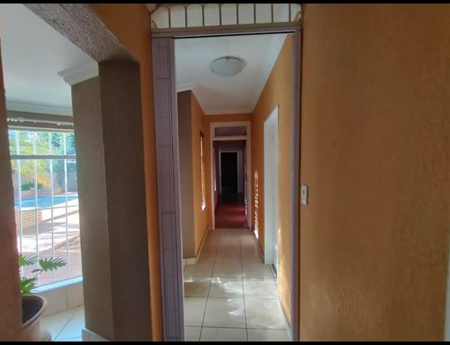 3 BEDROOM PROPERTY TO RENT IN GLEN MARAIS