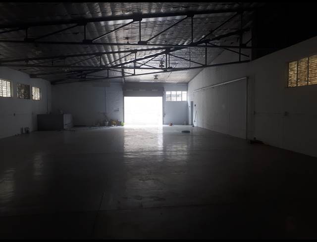 380M² WAREHOUSE TO LET IN NELSPRUIT CENTRAL
