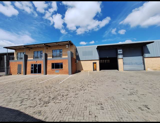 1,607M² WAREHOUSE TO LET IN NORTH RIDING