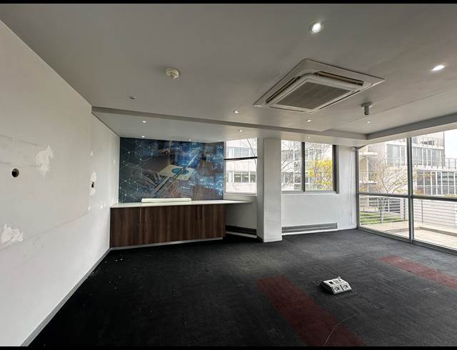 418.80M² OFFICE TO LET IN CENTURION CENTRAL