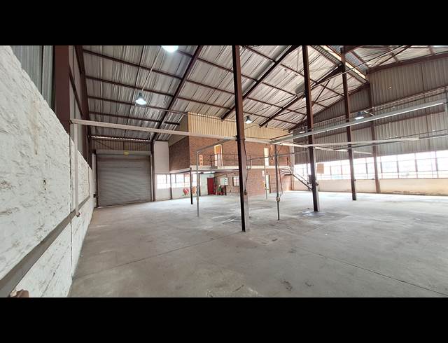 710M² WAREHOUSE TO LET IN ROBERTVILLE