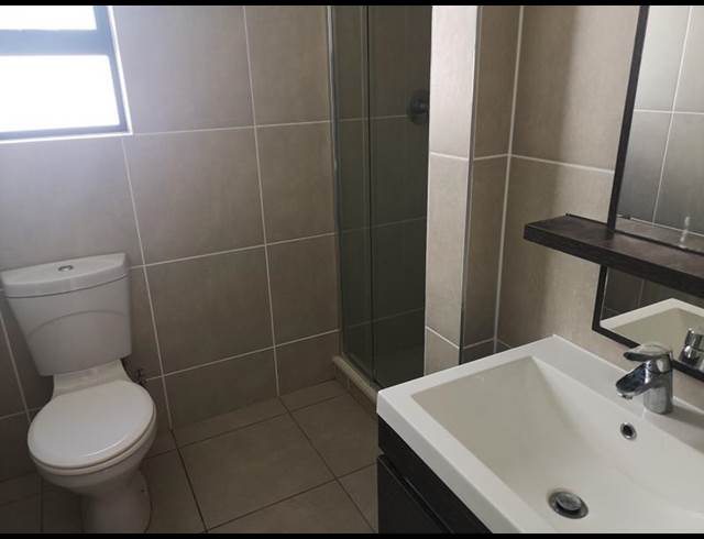 1 BEDROOM PROPERTY TO RENT IN OLIVEDALE