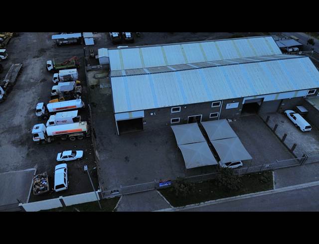 2,350M² WAREHOUSE TO LET IN BLACKHEATH INDUSTRIAL