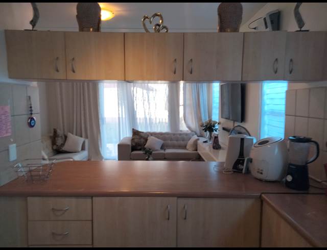 3 BEDROOM FLAT TO LET IN SUNDOWNER