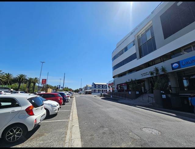 562M² OFFICE TO LET IN TYGER VALLEY