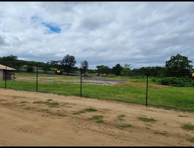 10,000M² VACANT LAND TO LET IN ROCKY DRIFT