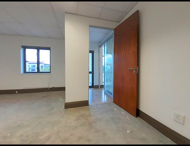 337M² OFFICE TO LET IN DIE HOEWES