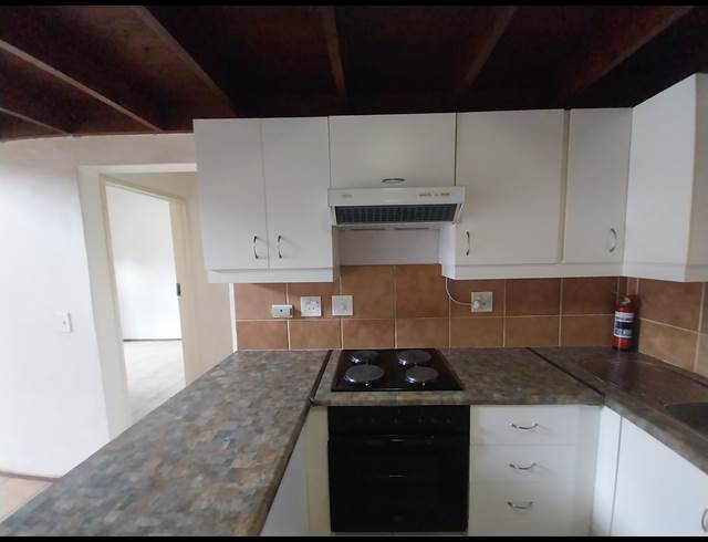 1 BEDROOM APARTMENT RENTED IN SUNNINGHILL