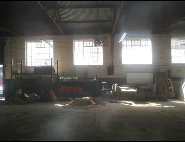 600M² WAREHOUSE TO LET IN JOHANNESBURG CENTRAL