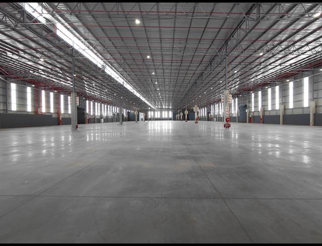 12,619M² WAREHOUSE TO LET IN WITFONTEIN