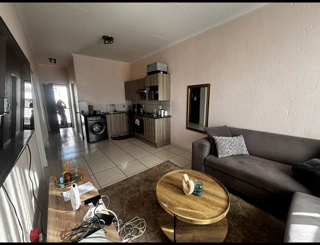 2 BEDROOM APARTMENT TO LET IN PAULSHOF